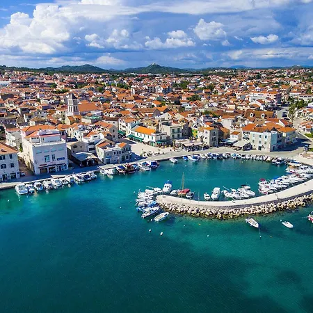 Vakantiehuis Lux1 Tribunj Tribalj