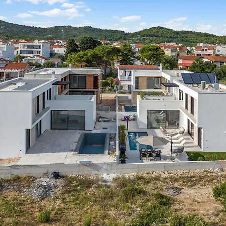 Semesterbostad Lux1 Tribunj Tribalj