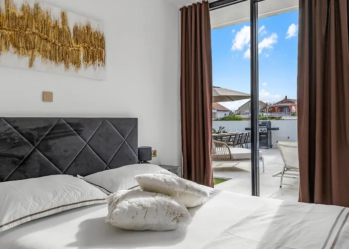 Vakantiehuis Lux1 Tribunj